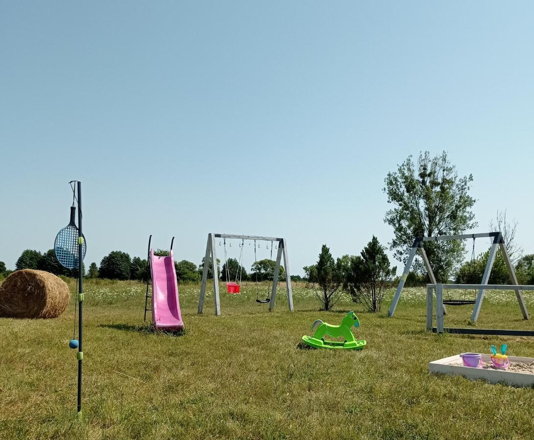 Brochów Strefa Kampinosヴィラ エクステリア 写真