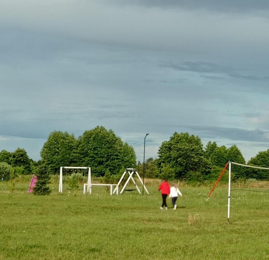 Brochów Strefa Kampinosヴィラ エクステリア 写真
