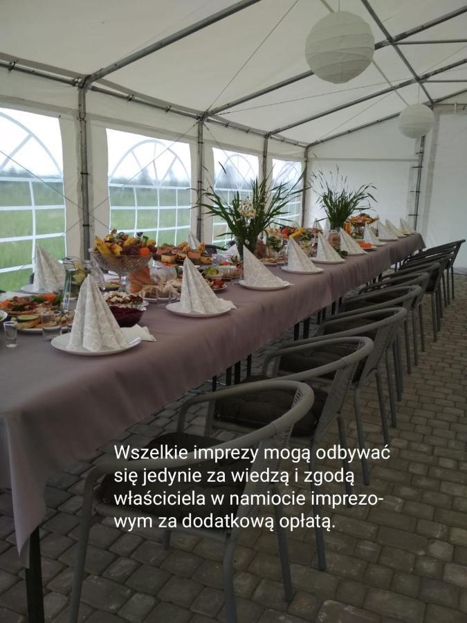 Brochów Strefa Kampinosヴィラ エクステリア 写真